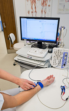 Patient während einer elektrophysiologischen Diagnostik